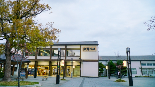 JR 伊勢市駅　駅前